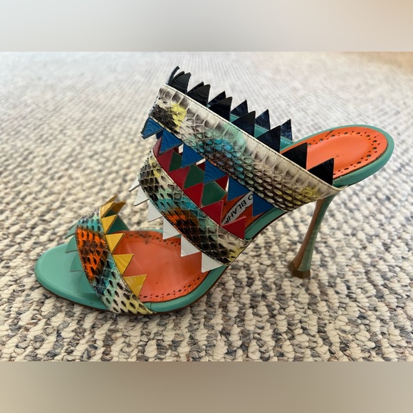 Manolo Blahnik heels size 37.5 EU - Picture 8 of 13